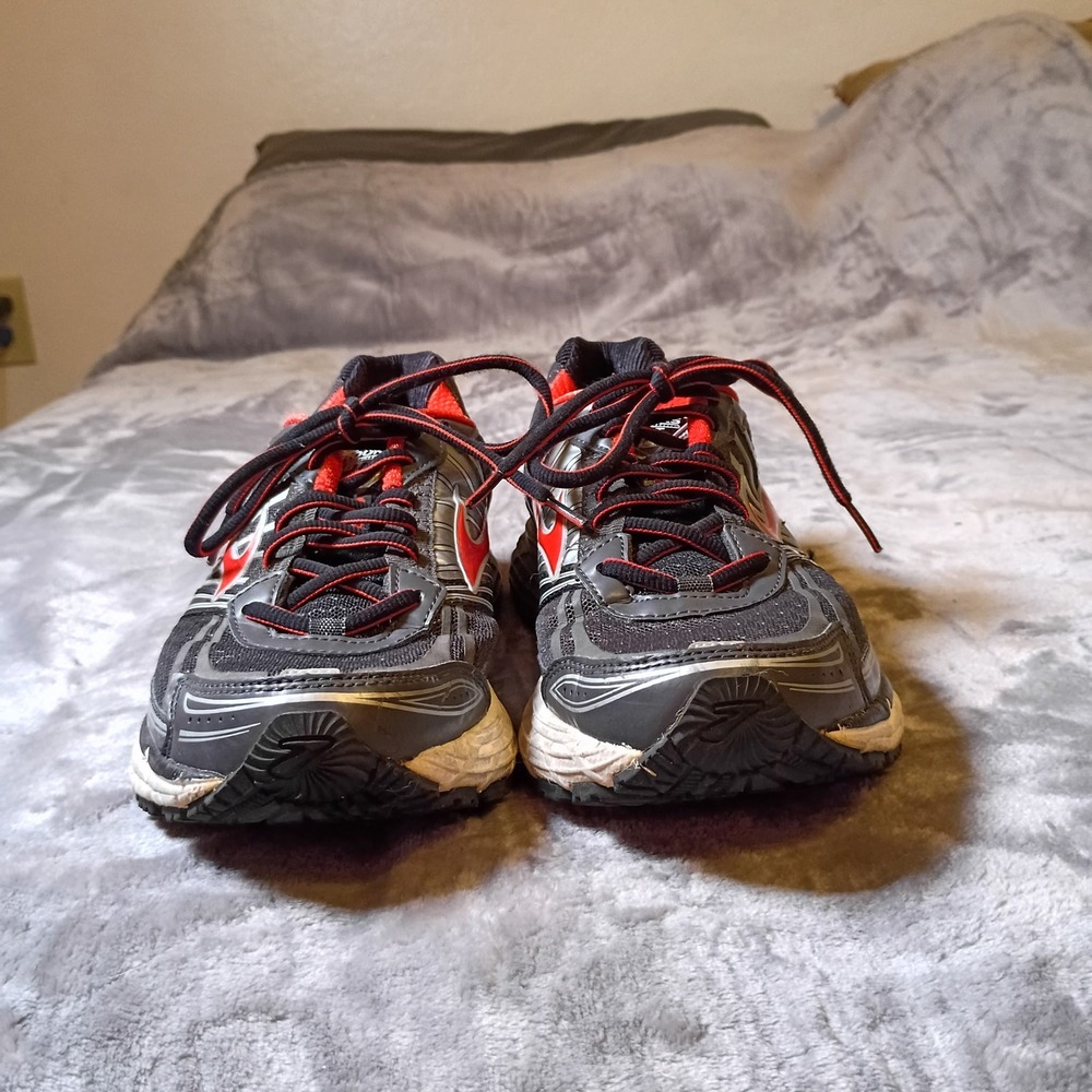 Brooks Adrenaline GTS 14 Mens 8.5 Running Shoes Black Silver Red 1101581D081 Y2K - Picture 7 of 9